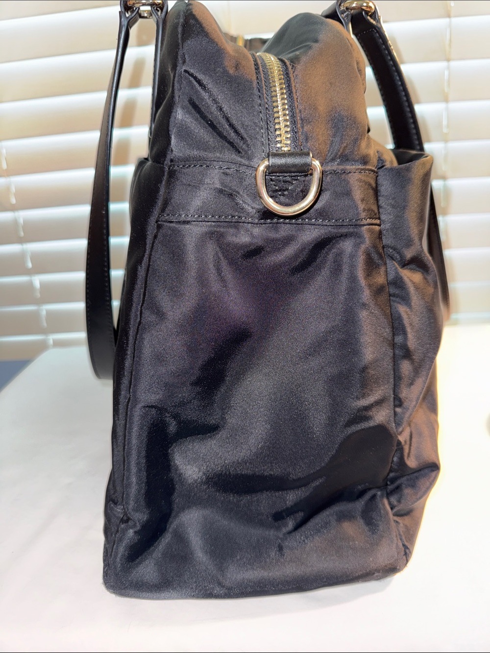 Lo & Sons O.G Laptop Tote Black Exterior / Gold Hardware / Lavender Interior - Picture 9 of 13